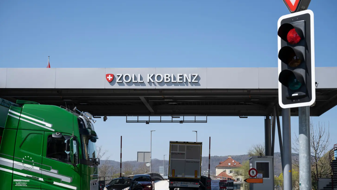 Stau vorprogrammiert: Kontrollen an der Grenze zu Deutschland verlängert
