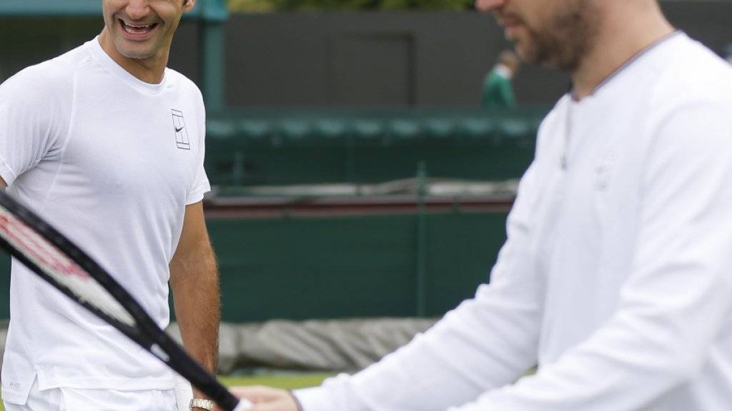 Eine Zusammenarbeit, die seit Jahren Früchte trägt: Roger Federer (li.) und Coach Severin Lüthi