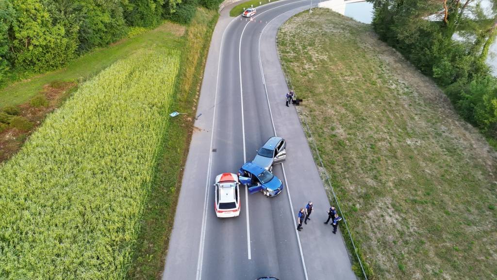 Die Kantonspolizei konnte die Einbrecher in Flaach stoppen und verhaften.