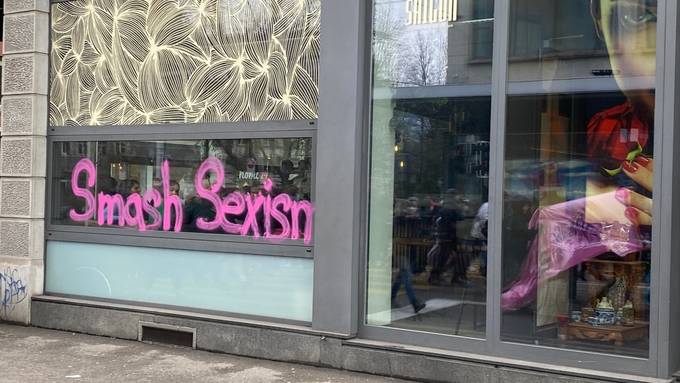So gross ist der Sachschaden nach der Frauendemo in Zürich vom Samstag