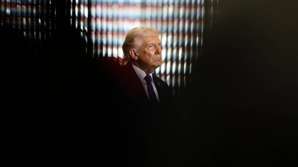 Die US-Regierung steht wegen steigender Ölpreise unter Druck. Jetzt will Präsident Donald Trump gegensteuern.