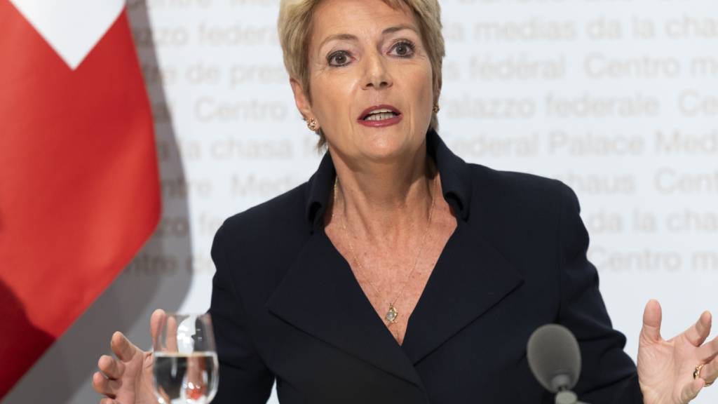 Keller-Sutter: UBS-Lobbying setzt Parlament unter Druck