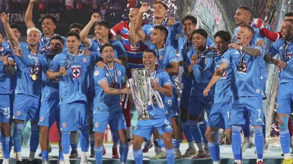Das mexikanische Team Cruz Azul gewinnt den Champions Cup zum siebten Mal