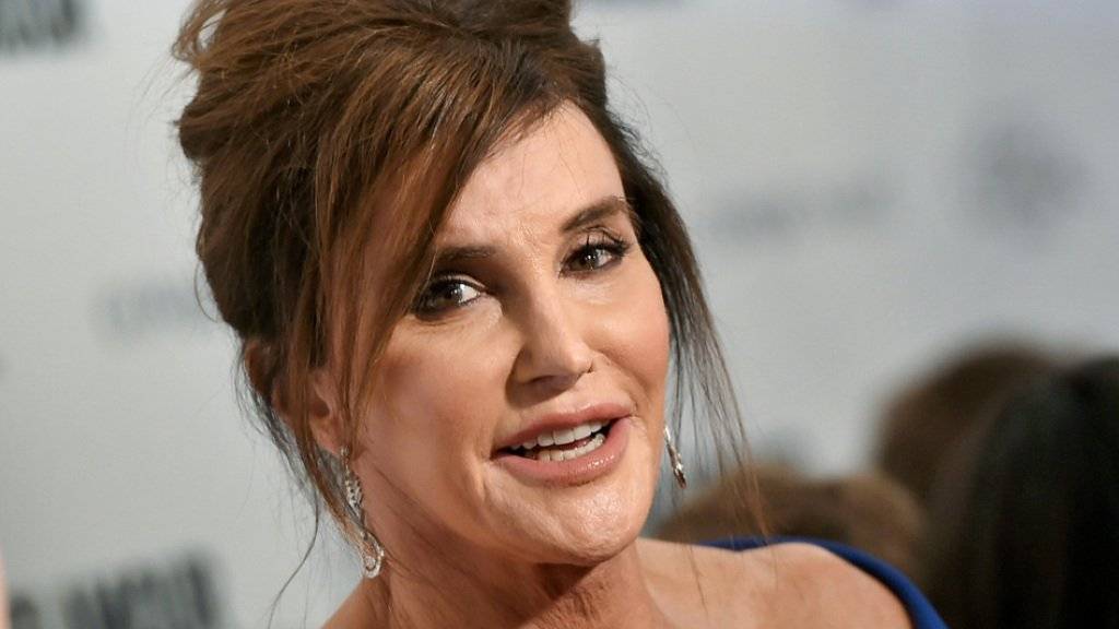 «Frau des Jahres» durch und durch: Die berühmteste Trassenxuelle der Welt, Caitlyn Jenner, kann sich nun auch mit ihrem Führerschein offiziell als Frau ausweisen.