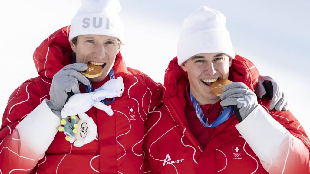 Tanguy Nef (links) und Franjo von Allmen zeigen ihren Appetit auf Gold in der Team-Kombination