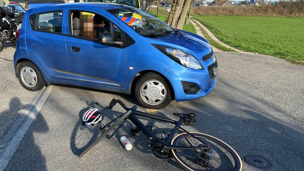In Egerkingen kam es am Donnerstagnachmittag zu einem Unfall zwischen einem Auto und einem Fahrrad.