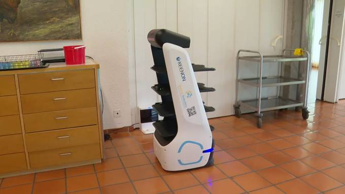 Das hat Roboter «Peanut» im Seniorenzentrum Schüpfen verloren