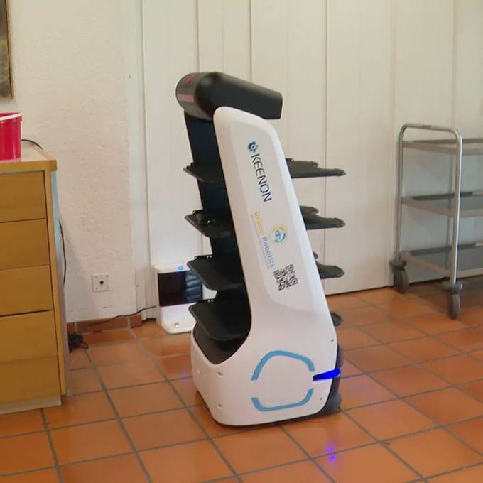 Das hat Roboter «Peanut» im Seniorenzentrum Schüpfen verloren