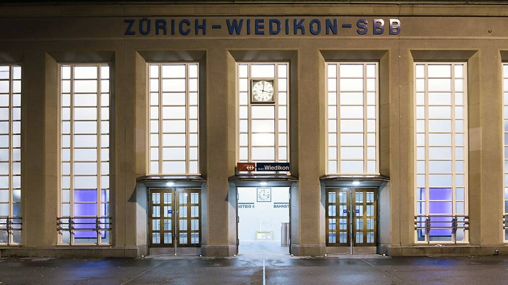 Für einen Rechtsextremen, der 2015 in Zürich-Wiedikon in einer Gruppe einen Juden angepöbelt hat, setzt es eine happige Strafe ab. (Symbolbild)