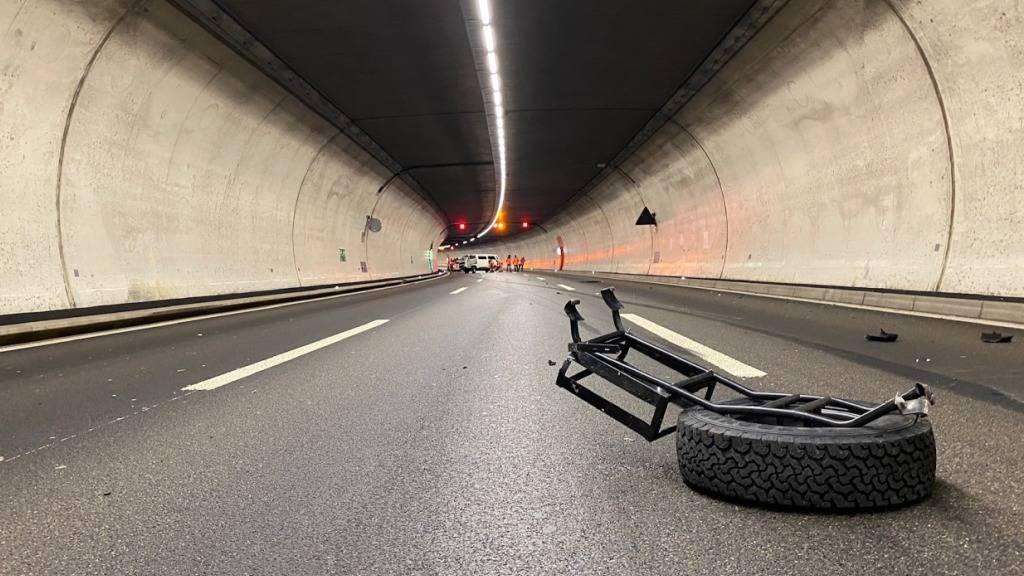 Der Tunnel war nach dem Unfall für rund drei Stunden gesperrt.