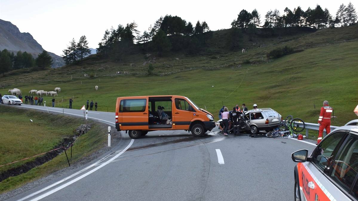 Der Unfall ereignete sich auf der Bernina-Passstrasse.