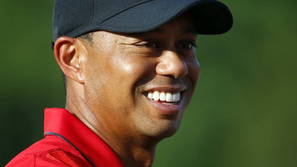 Tiger Woods gut gelaunt, bevor es wieder losgeht