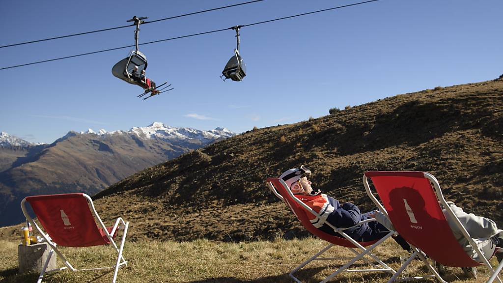 Der Klimawandel macht sich insbesondere in den Bergebieten bemerkbar. Davos möchte einen grossen Schritt in Richtung nachhaltigem Tourismus machen und lanciert einen Klimafonds. (Archivbild)