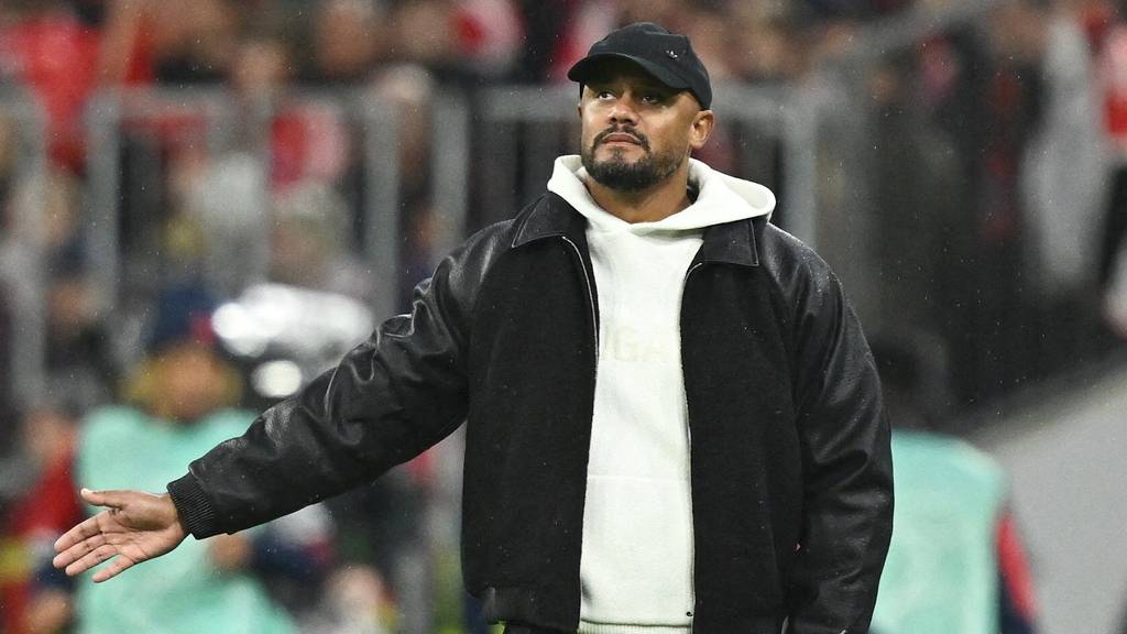 Bayern-Coach Kompany nach Zusammenbruch im Spital: «Er wird da einige Tage bleiben»
