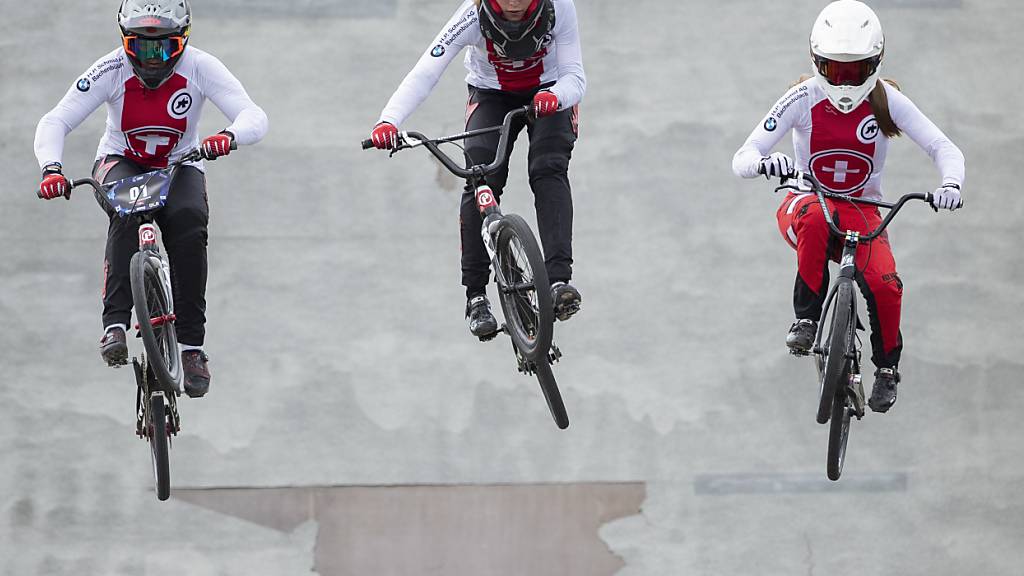 Zoé Claessens (Mitte) führt das Schweizer WM-Team der BMX-Racerinnen an