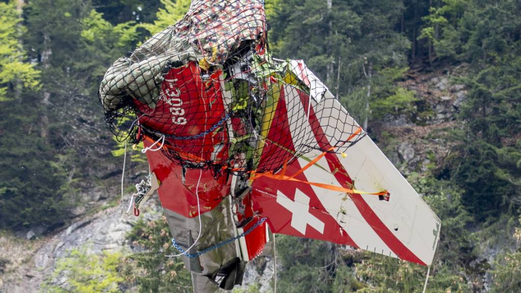 Bergung von abgestürztem Tiger-Kampfjet von Nebel verhindert