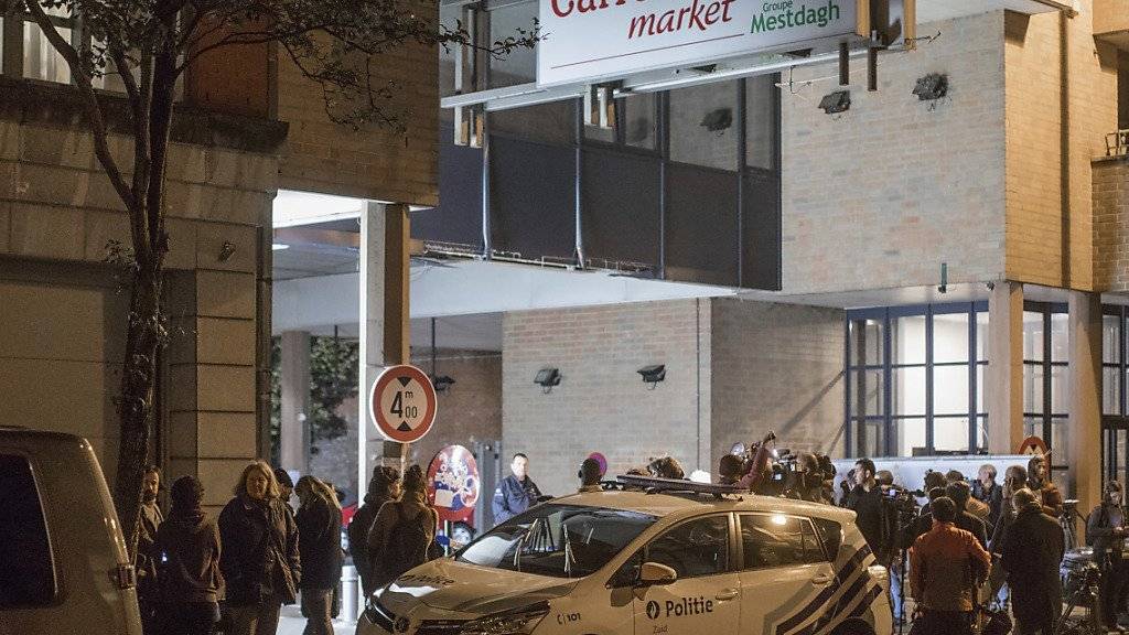 Geiselnahme im Supermarkt in Brüssel: Polizei nimmt Verdächtigen fest.