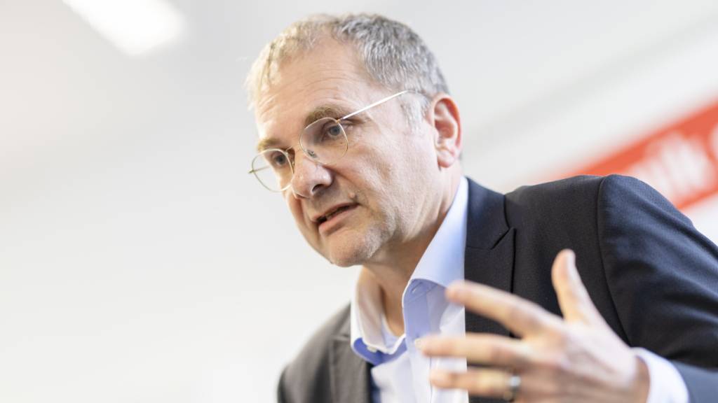 Zimmer Biomet ist für den Standort Winterthur von grosser Bedeutung. Stadtpräsident Stefan Fritschi (FDP) will den geplanten Abbau von bis zu 580 Stellen verhindern. Er selber arbeitete während mehrerer Jahre beim US-Medizintechnikunternehmen. (Archivbild)