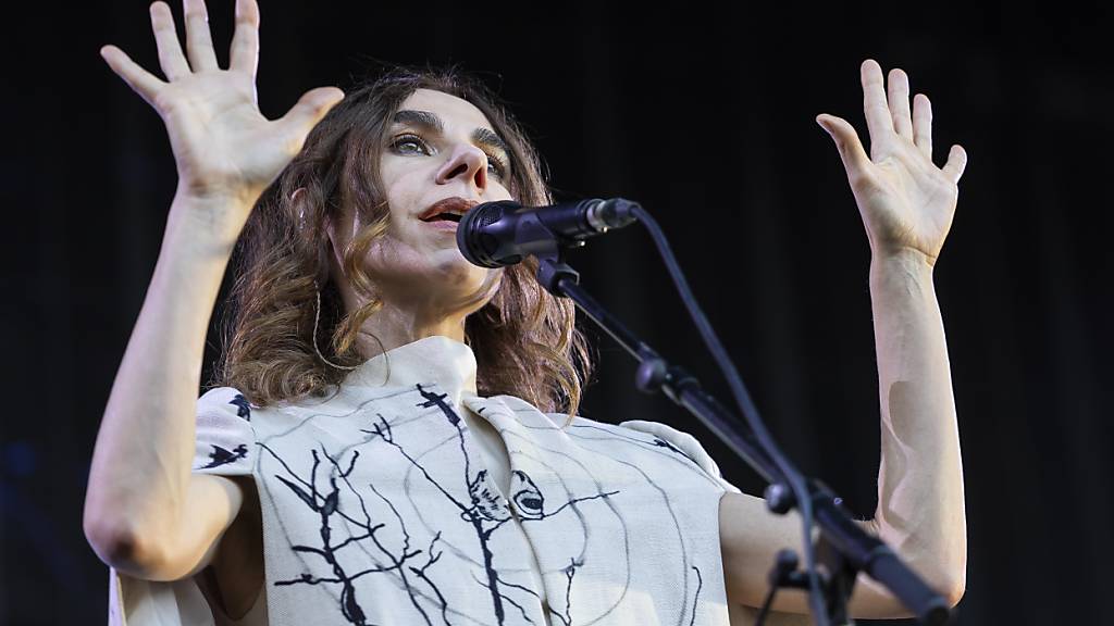 PJ Harvey und The National traten in Montreux VD auf