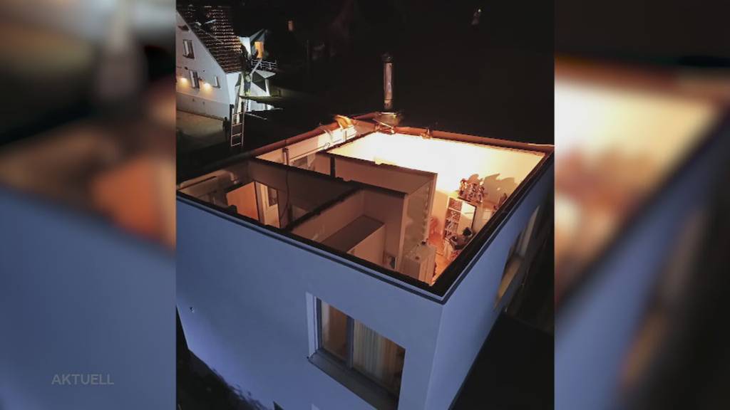 Dach davongeflogen: Unwetter richtet im Aargau erneut grossen Schaden an
