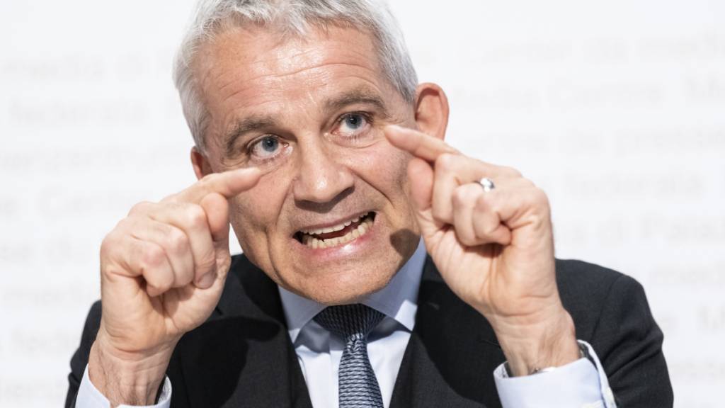 Justizminister Beat Jans erklärte am Freitag in Bern vor den Medien, weshalb der Bundesrat die SVP-Grenzschutzinitiative zur Ablehnung empfiehlt.