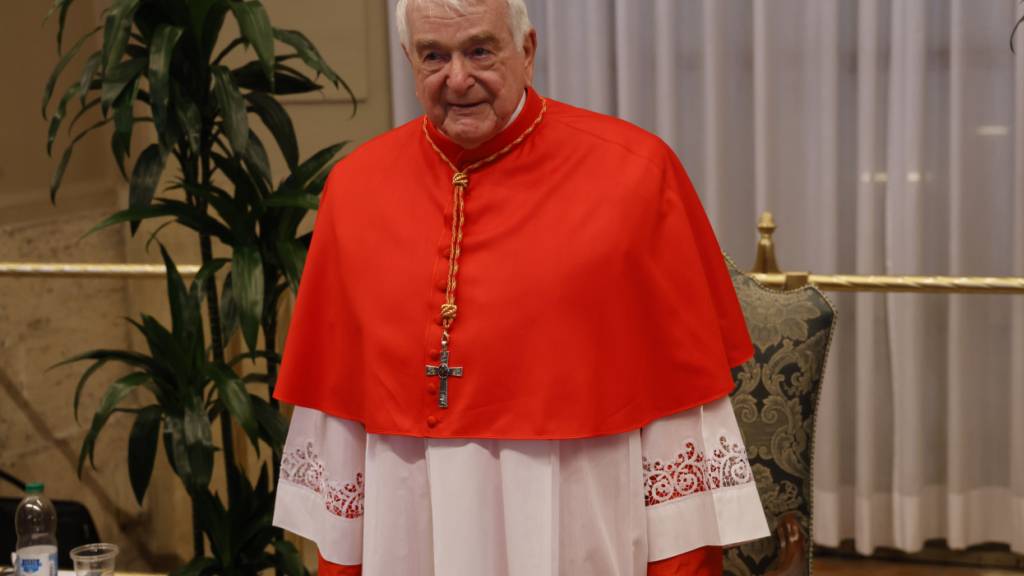 Er war einer von nur zwei Schweizer Kardinälen im Vatikan: Emil Paul Tscherrig. Am Dienstag starb er im Alter von 79 Jahren in Rom. (Bild aus dem Jahr 2023)