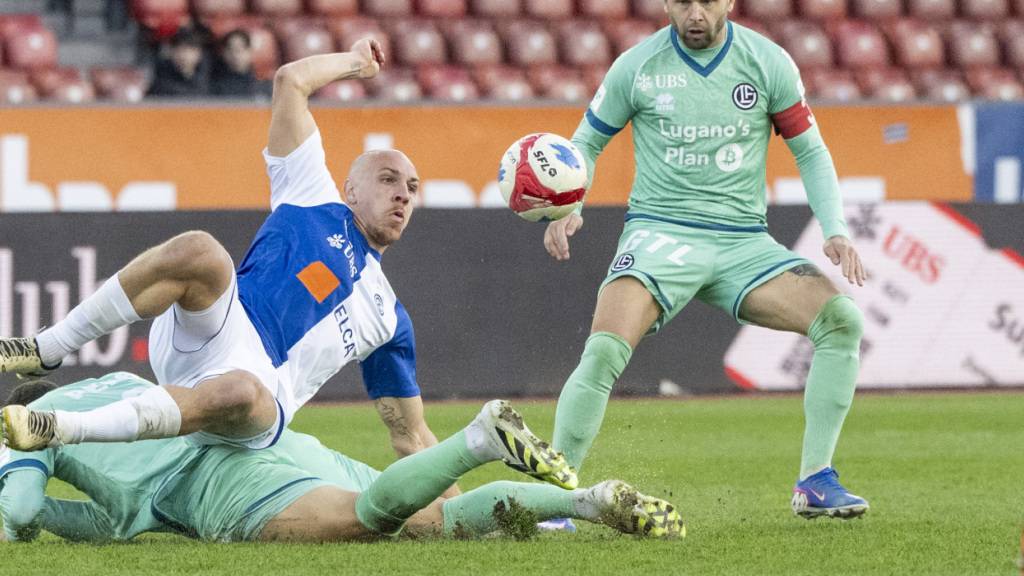 Die Grasshoppers kämpften sich mit Michael Frey zum Sieg gegen die Luganesi um Renato Steffen