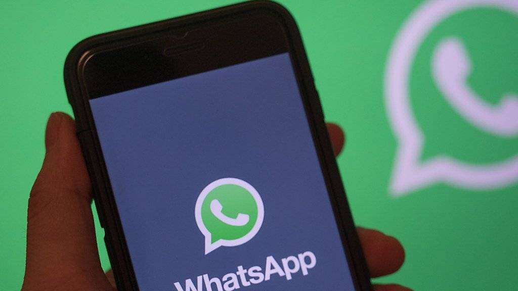 Einige Neujahrsgrüsse dürften sich am Silvesterabend verzögert haben: Der Messenger-Dienst WhatsApp funktionierte zeitweise nicht.