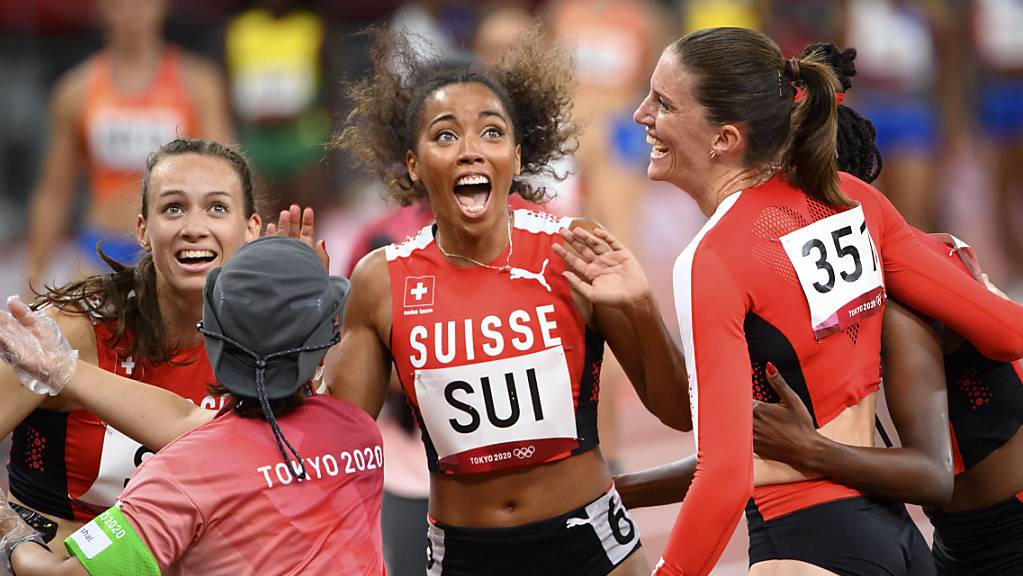 Riesig die Freude der Schweizer 4x400-m-Staffel: Lea Sprunger, Silke Lemmens, Rachel Pellaud und Yasmin Giger pulverisieren den Schweizer Rekord.