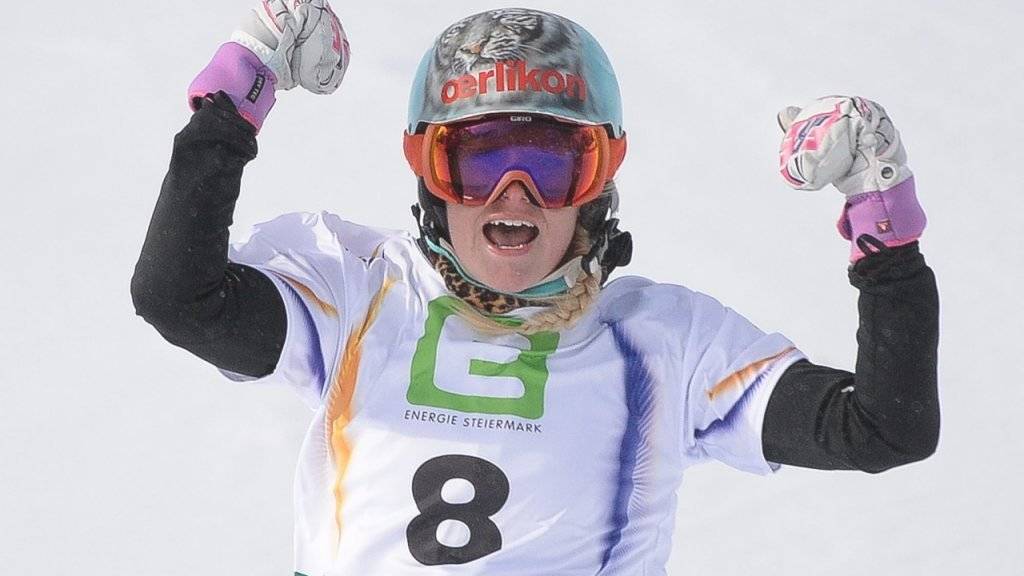 Julie Zogg hat allen Grund zum Jubeln nach ihrem 2. Rang in Cortina