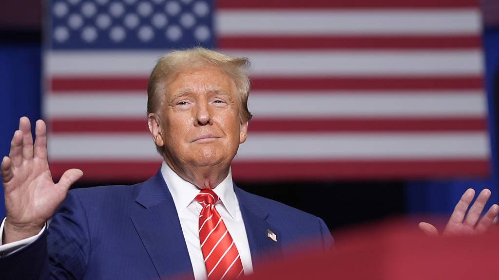 Der republikanische US-Präsidentschaftskandidat und ehemalige US-Präsident Donald Trump bei einer Wahlkampfveranstaltung in Pennsylvania. Foto: Alex Brandon/AP/dpa