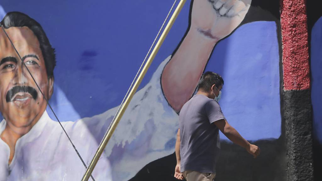 Ein Wandgemälde des nicaraguanischen Präsidenten Daniel Ortega in der Hauptstadt Managua. Foto: Andres Nunes/AP/dpa