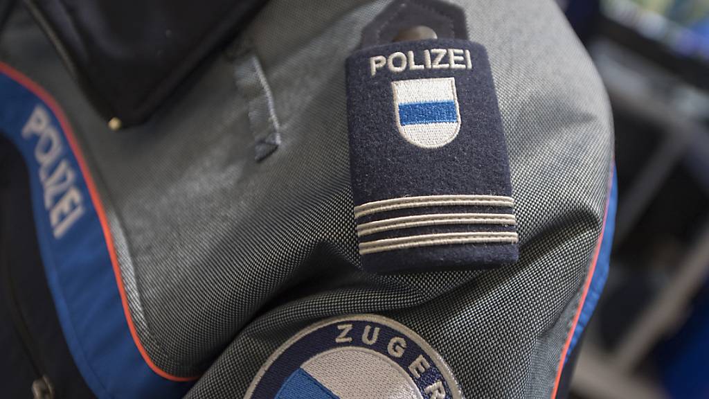 Die Zuger Polizei hat Ermittlungen zu einer tätlichen Auseinandersetzung in Zug aufgenommen. (Symbolbild)