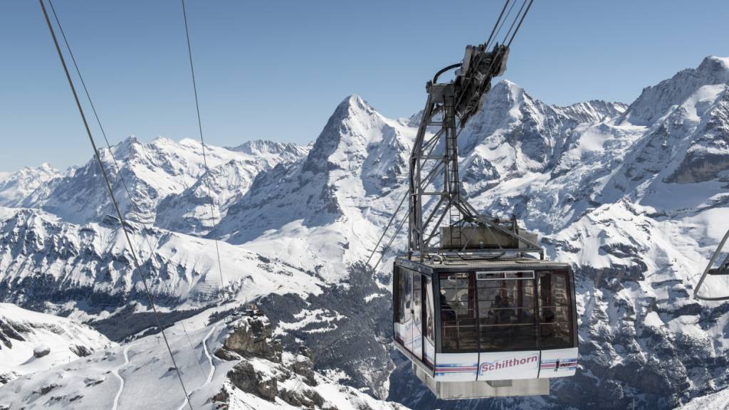 Dass die Berner Oberländer Schilthornbahn 2026 (im Bild vor der Erneuerung) wieder uneingeschränkt in Betrieb stand, hat sich positiv auf das Resultat insbesondere der Berner Oberländer Seilbahnen ausgewirkt. (Archivbild).