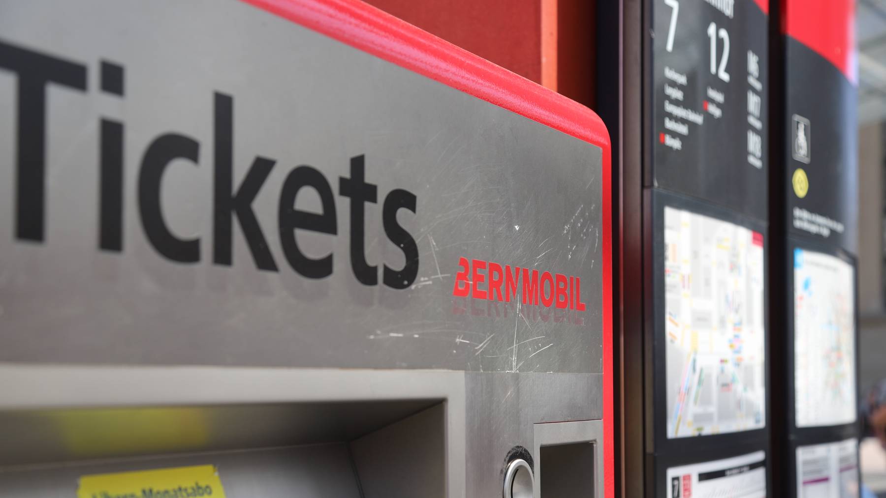 Bernmobil_Ticketautomat_Bus_Tram_ÖV_rb1