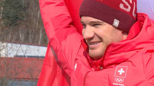 Cologna schon im olympischen Fahnenfieber