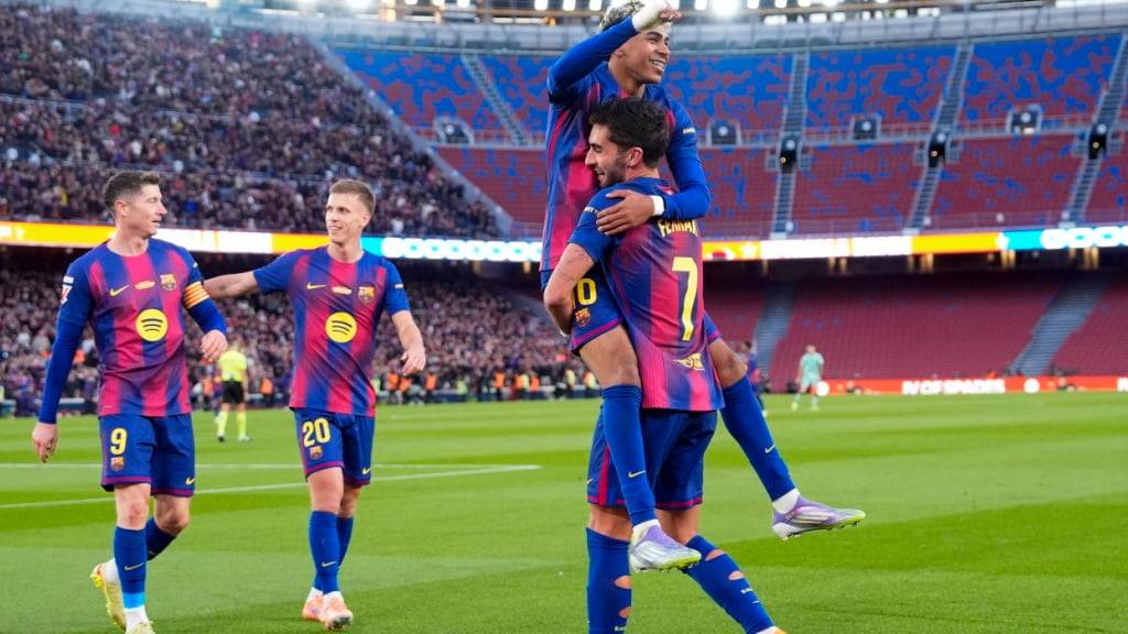 Vor noch nicht vollen Rängen im noch nicht komplett renovierten Camp Nou feierte der FC Barcelona einen ungefährdeten Sieg