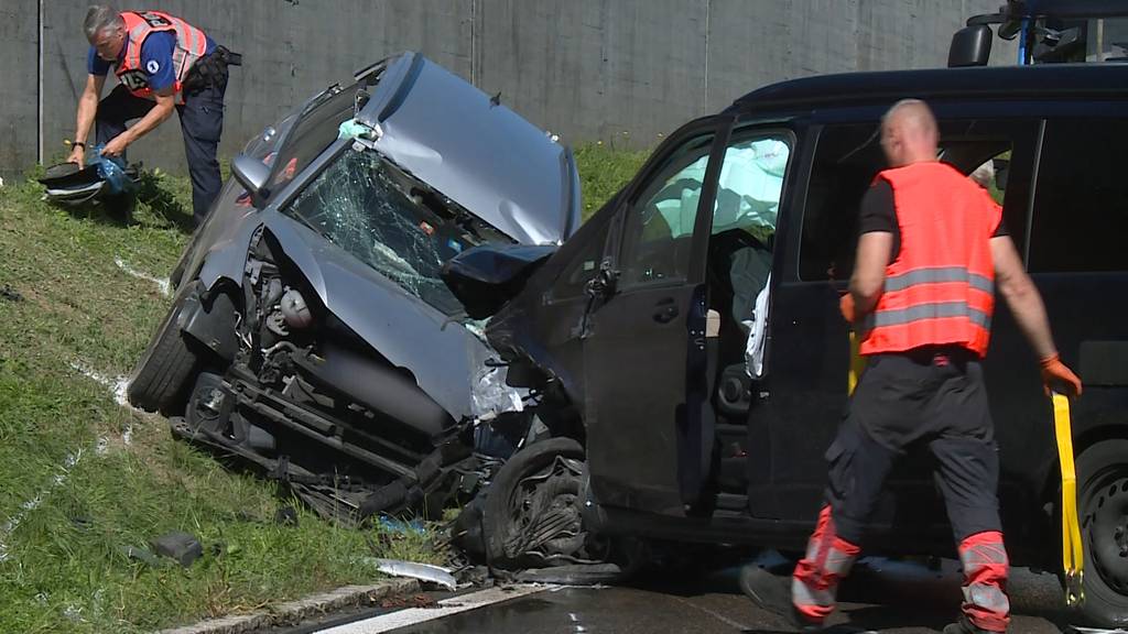 Schwerer Unfall St.Gallen – vier Personen verletzt, eine davon schwer