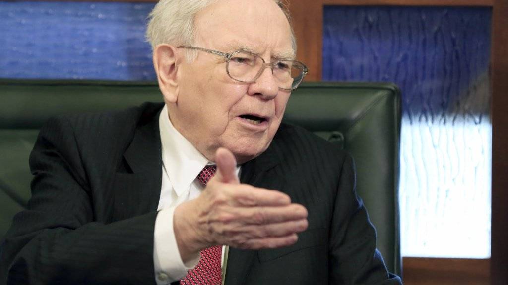 Warren Buffett spricht von einem «guten» Jahr: Seine Beteiligungsgesellschaft verdiente 2015 mehr als 24 Milliarden Dollar.