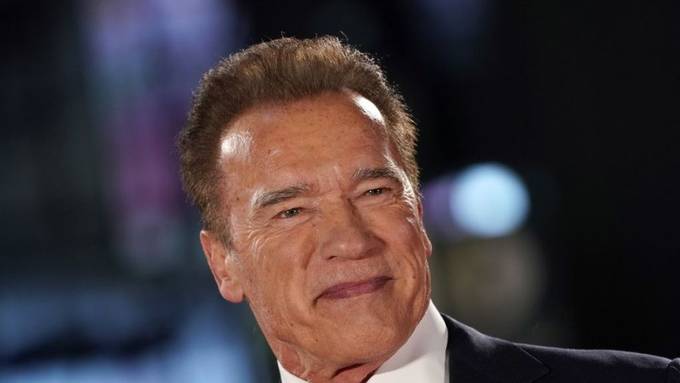 Arnold Schwarzenegger verunfallt mit seinem SUV – Beteiligte muss ins Spital