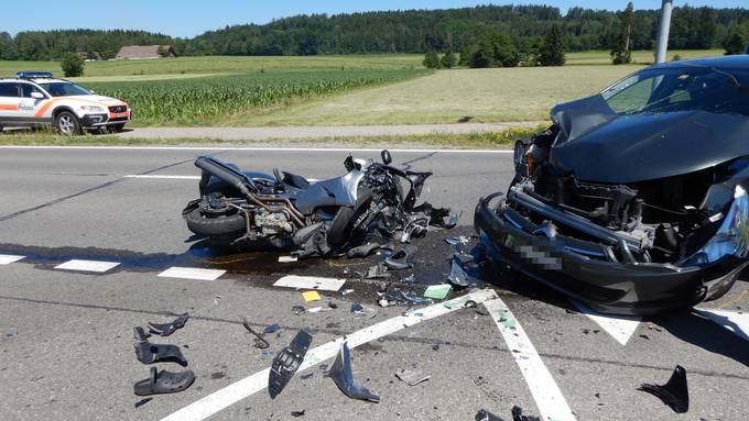 Rollerfahrer schwer verletzt