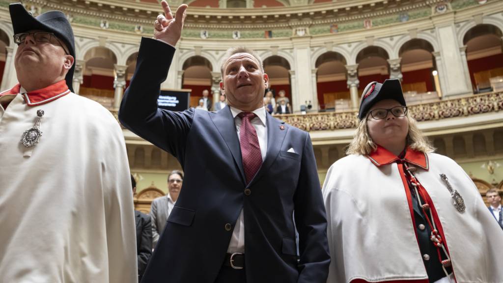 Ausserrhoder Edgar Bischof (SVP) legt im Nationalrat Amtseid ab