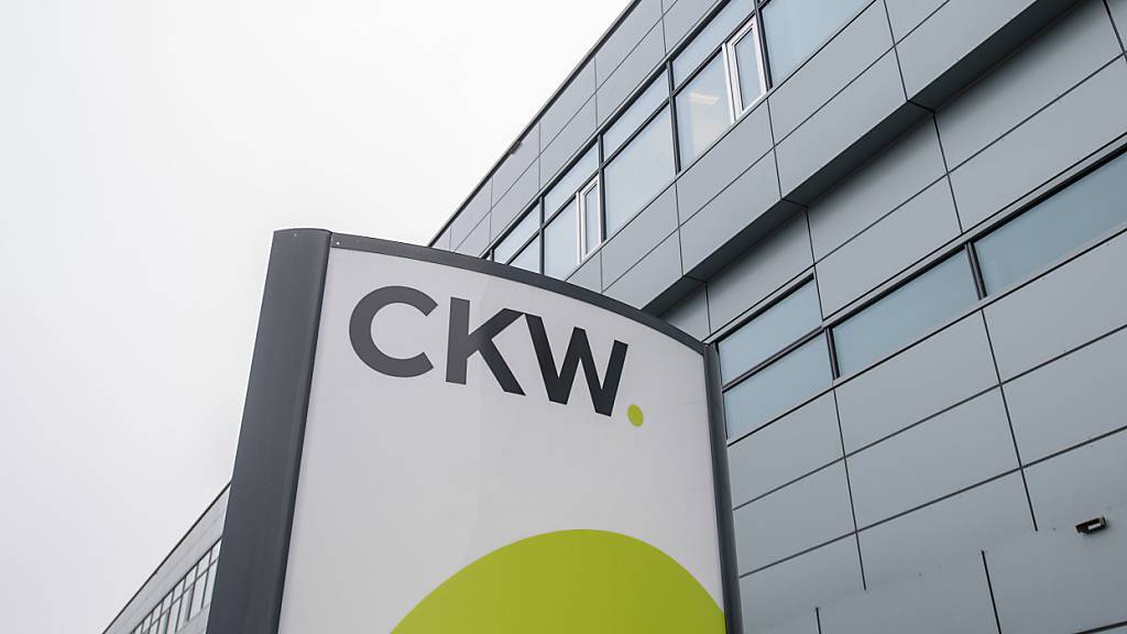 CKW senkt Strompreise und schafft Hoch- und Niedertarife ab