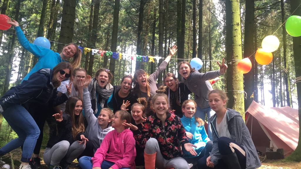 Hit 600 mit Blauring Ebikon