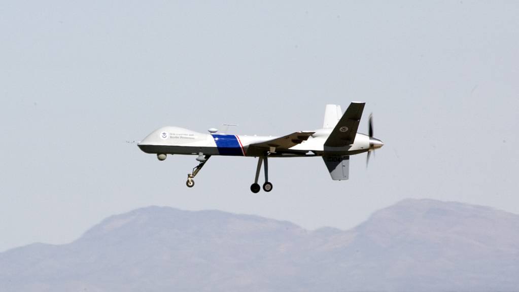 Eine US-Drohne vom Typ «Predator». Die USA setzten nach eigenen Angaben Aufklärungsdrohnen über Libyen ein, um die Sicherheitssituation und Terroristen zu überwachen. (Archivbild)