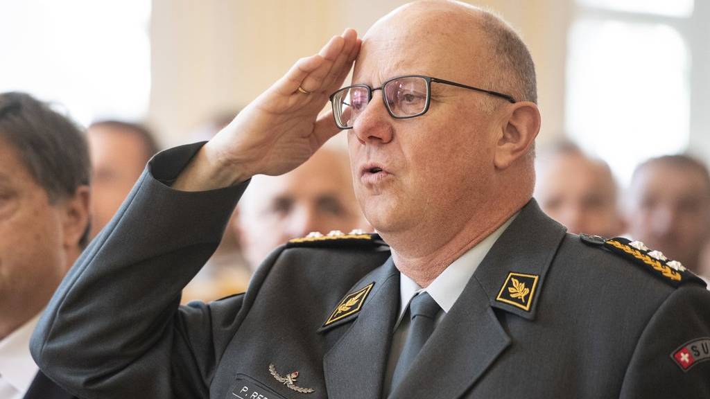 Armeechef Philipp Rebord tritt aus gesundheitlichen Gründen zurück.