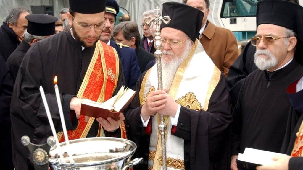 Der Ökumenische Patriarch Bartholomaios I. von Konstantinopel geht an das Konzil (Archiv)