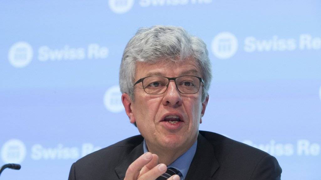 Verdiente 2015 rund 7 Millionen Franken: Swiss-Re-Chef Michel Lies während der Bilanzmedienkonferenz der Swiss Re.