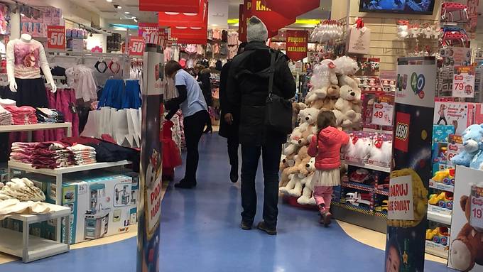 Polen lockert vor Weihnachten Corona-Schutzmassnahmen für Einzelhandel
