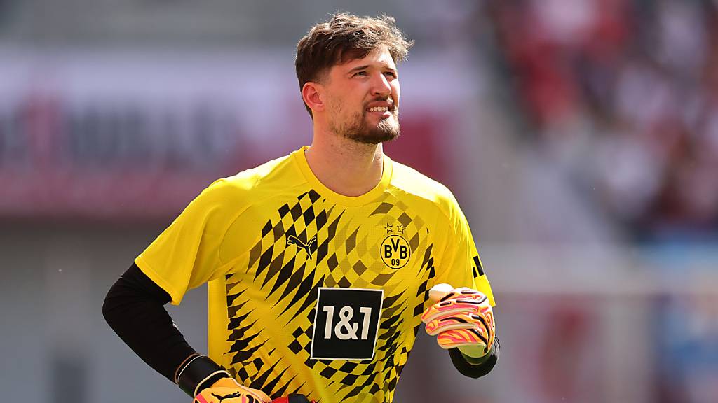 Der Schweizer Goalie Gregor Kobel gastiert mit Champions-League-Finalist Dortmund zu Trainingszwecken im Sarganserland